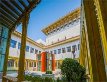 中庭院 山东少儿大画廊